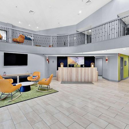 Spark By Hilton Plymouth Exterior photo