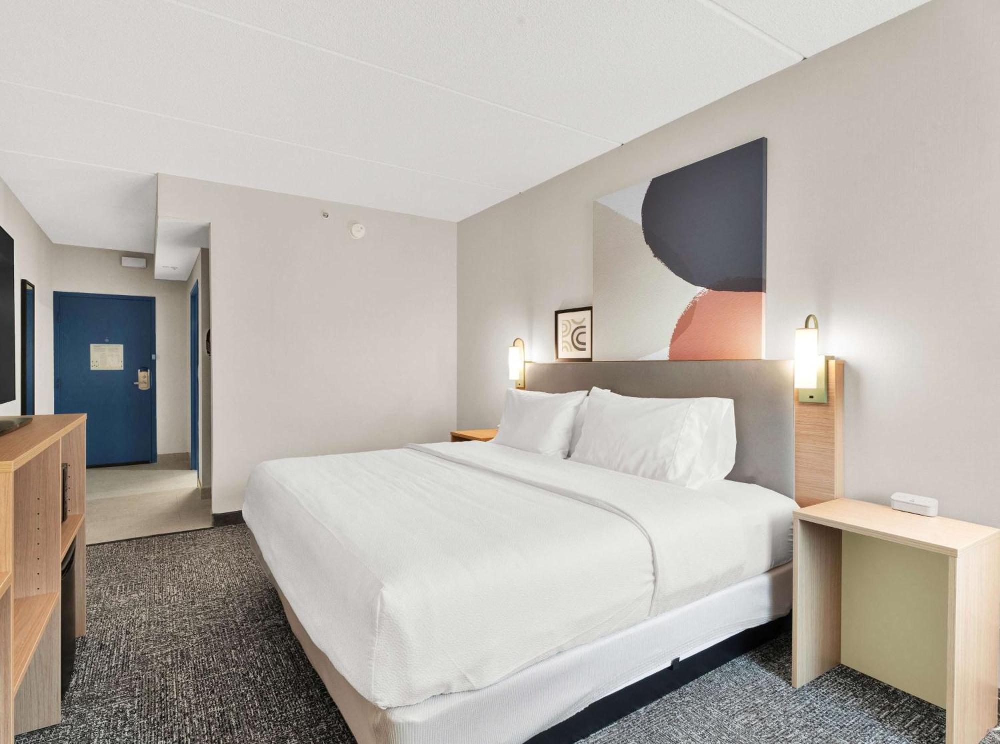 Spark By Hilton Plymouth Exterior photo